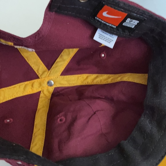 University if Minnesota Gophers baseball hat Nike - Picture 6 of 7